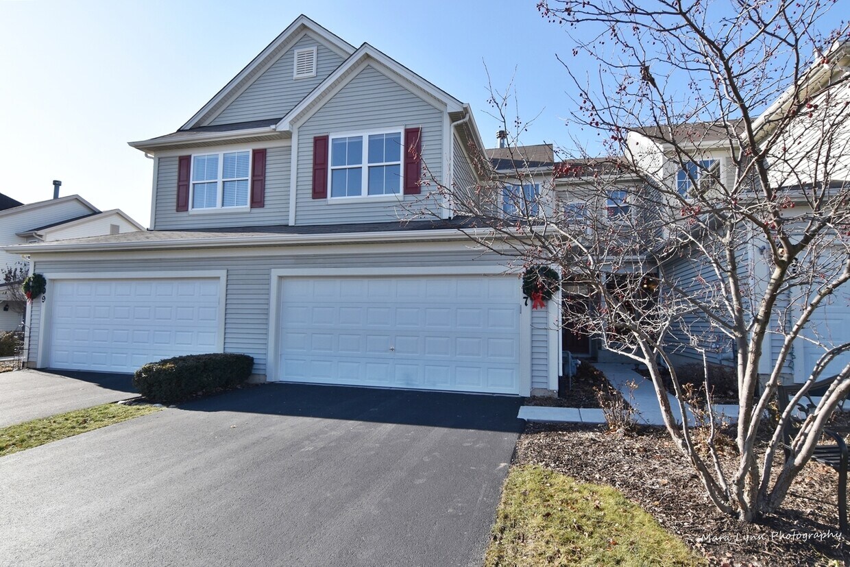 507 Heritage Ct, Saint Charles, IL 60175 Townhome Rentals in Saint