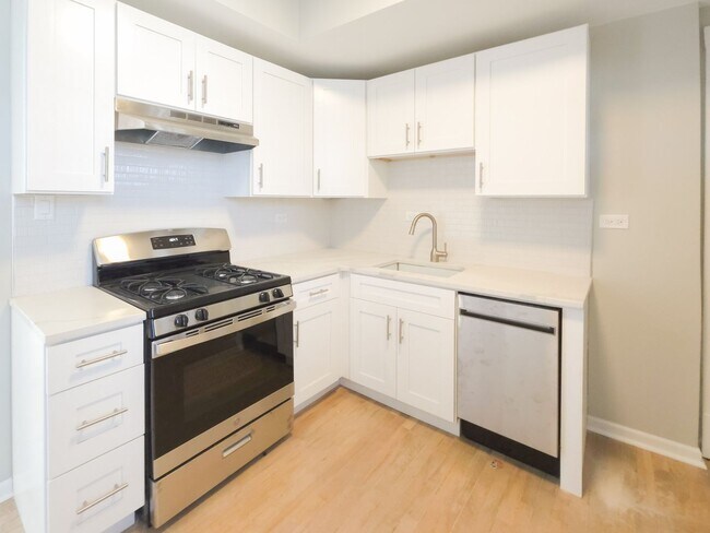 Foto del edificio - 1940 W Winona St