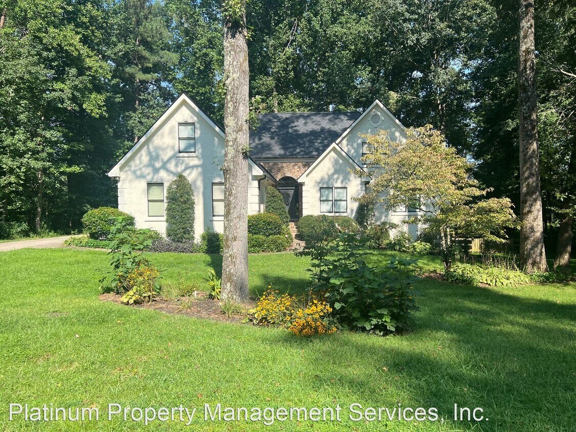 Primary Photo - 5 br, 2.5 bath House - 2140 Nottingham Way