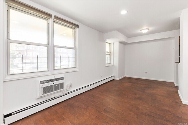Foto del edificio - 140-55 34th Ave