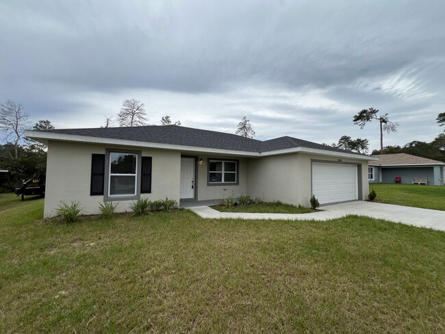 Foto del edificio - Lovely 3 Bedroom, 2 Bathroom Home in Ocala!!!