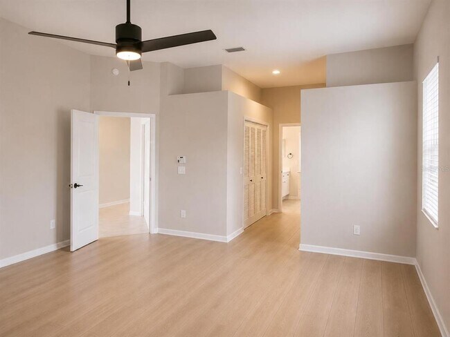 Building Photo - 4910 Flagstone Dr