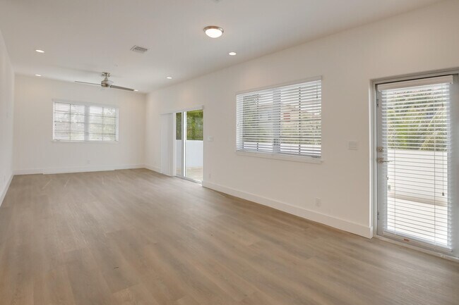 Foto del edificio - 211 S Ocean Blvd