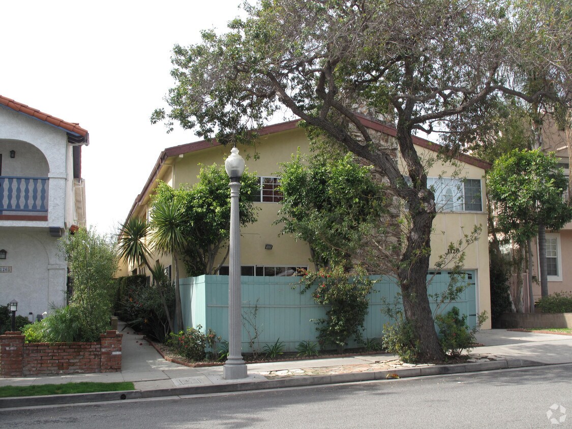 Foto del edificio - 1120 24th St