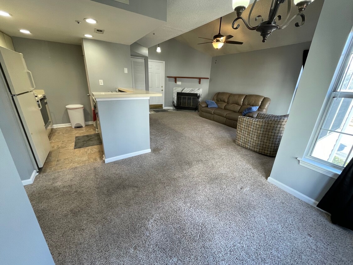 14107 Bowsprit Ln Unit 105, Laurel, MD 20707 Condo for Rent in Laurel