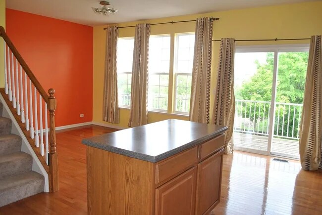 Foto del edificio - 825 Lewisburg Ln