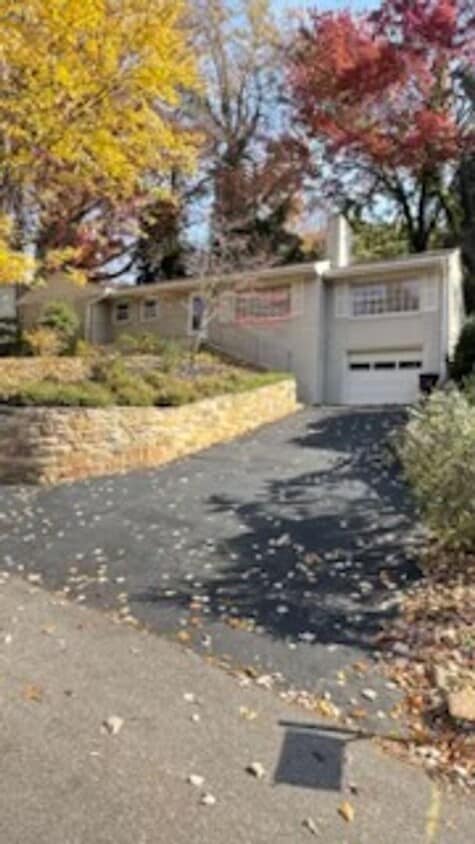 Heart of South Roanoke-3120 Stoneridge Road - Heart of South Roanoke-3120 Stoneridge Road