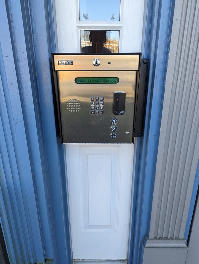 Building Photo - 3831 Hamilton Street