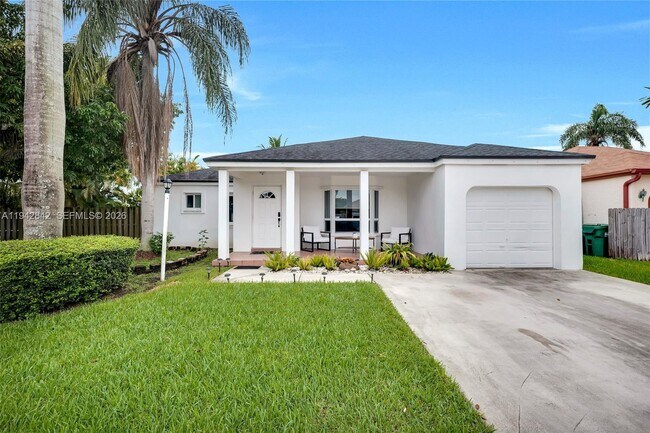 Foto del edificio - 15450 SW 143rd Ave