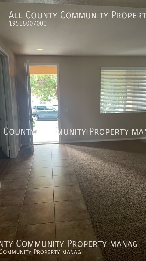 Building Photo - 40298 Hannah Way