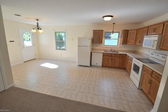 Building Photo - 408 Orchard Hill Dr
