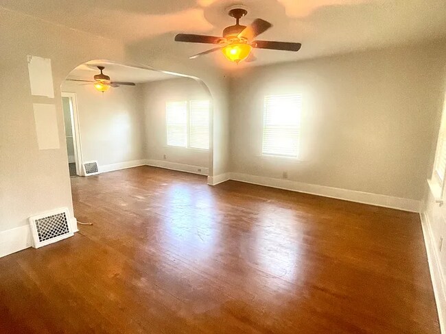 Foto del edificio - 818/820 N 47th St