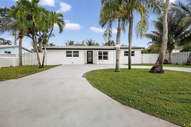 Building Photo - 4540 SW 28th Terrace