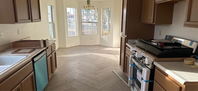 Foto del edificio - 7206 Ravenhill St