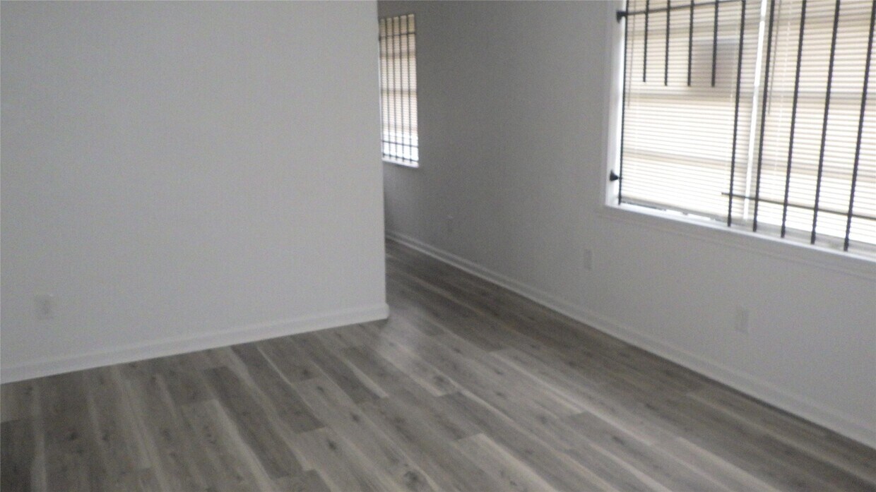 Foto del edificio - 8410 Brandon St