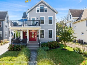 Building Photo - 314 7th Ave