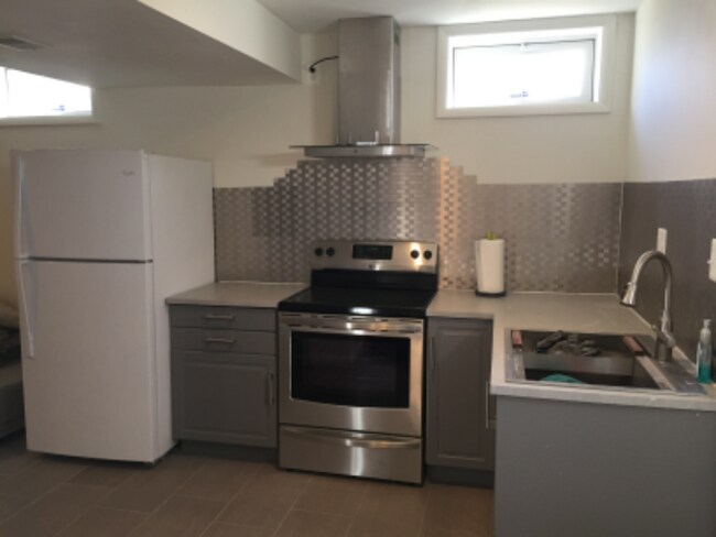 Foto del edificio - 1530 Shellford Ln