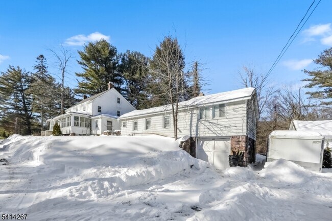 Foto del edificio - 1193 Union Valley Rd