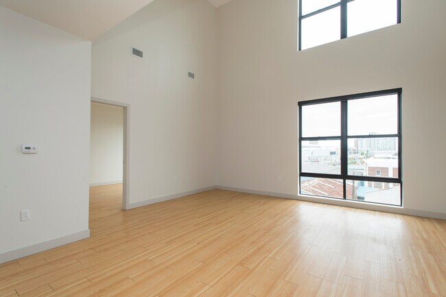 Foto del edificio - 320 D St