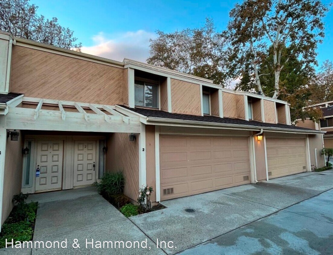 Primary Photo - 3 br, 2.5 bath House - 10111 Melinda Way #2