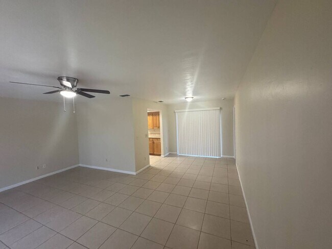 Building Photo - 110 Doveside Ln