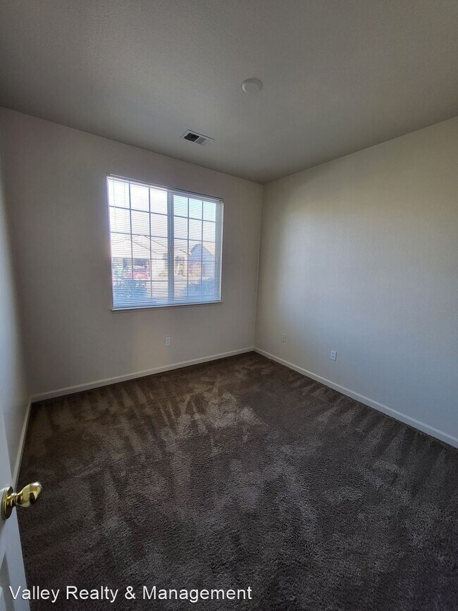 Building Photo - 3 br, 2 bath House - 365 Royal Troon