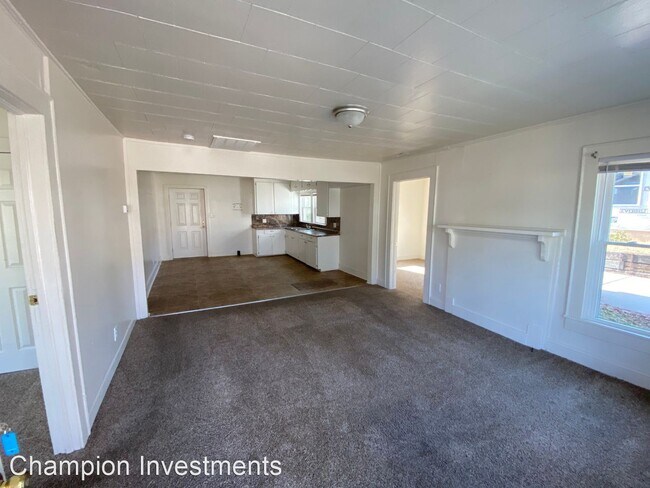 Foto del edificio - 3 br, 1 bath House - 814 Kings Road
