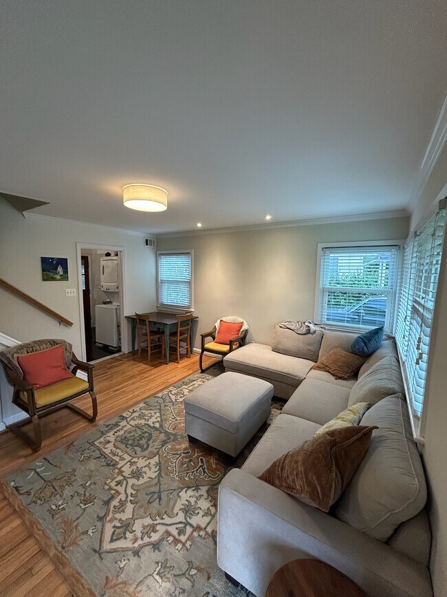 Building Photo - 6621 Cavalier Dr
