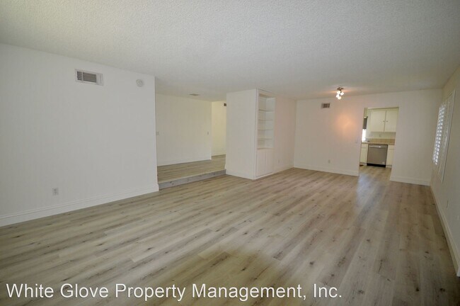 Building Photo - 3 br, 2 bath House - 3462 Buckingham Rd.