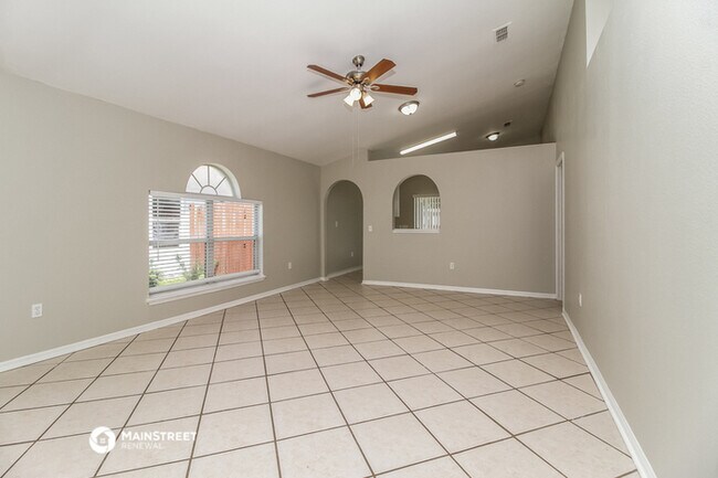 Foto del edificio - 1548 Wekiva Crossing Blvd