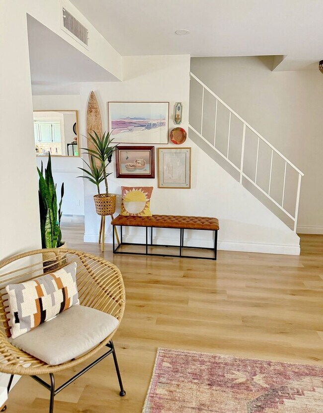 Foto del edificio - Spacious & Stylish 3BR Townhome in 85250! ...