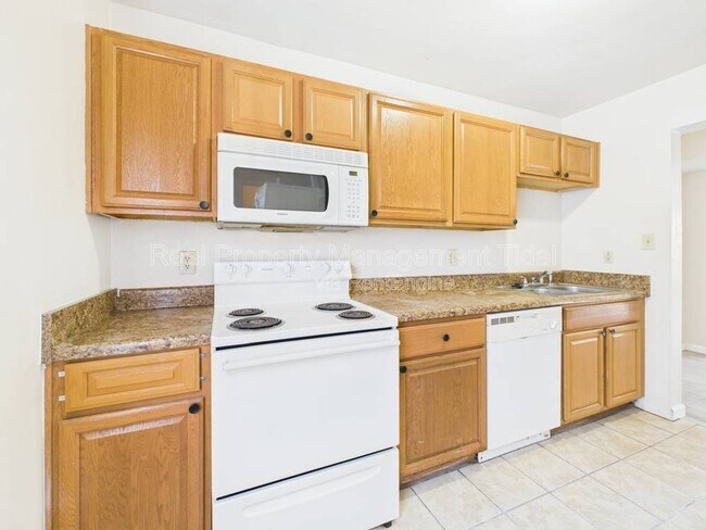 Foto del edificio - 1528 Darren Cir