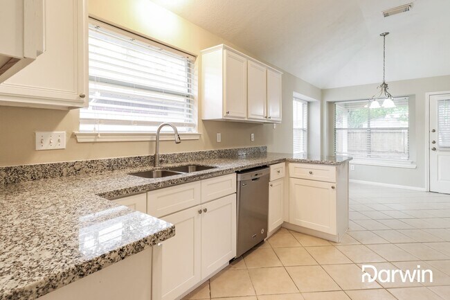 Building Photo - 3010 Hummingbird Lane, Humble, TX 77396