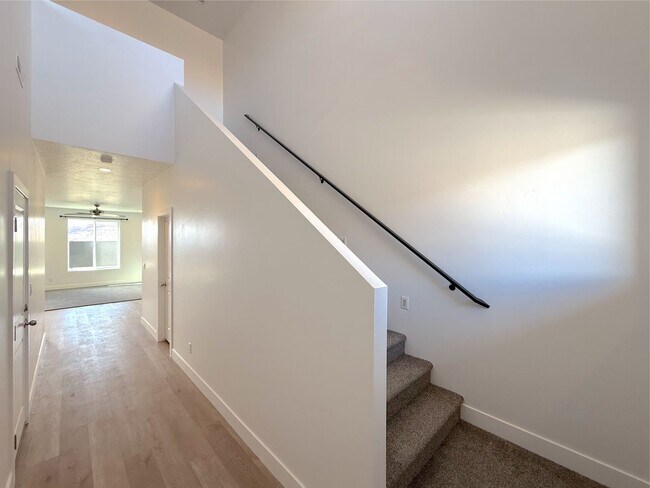 Foto del edificio - Brand New 3 bed, 2.5 Bath 1 car garage Townhome