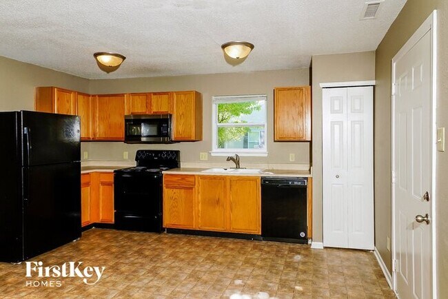 Foto del edificio - 2122 Southernwood Ln