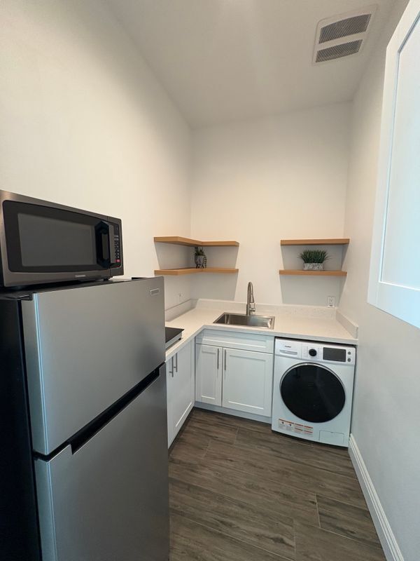 Foto del edificio - 250 Mt Rushmore Dr