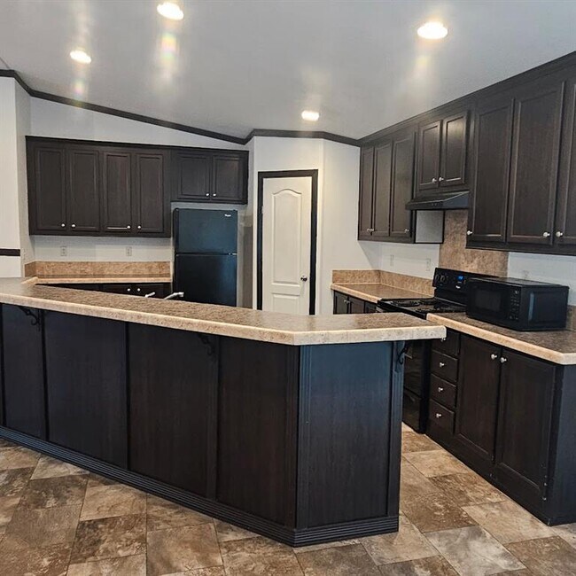 Foto del edificio - 1065 Tamarack Dr