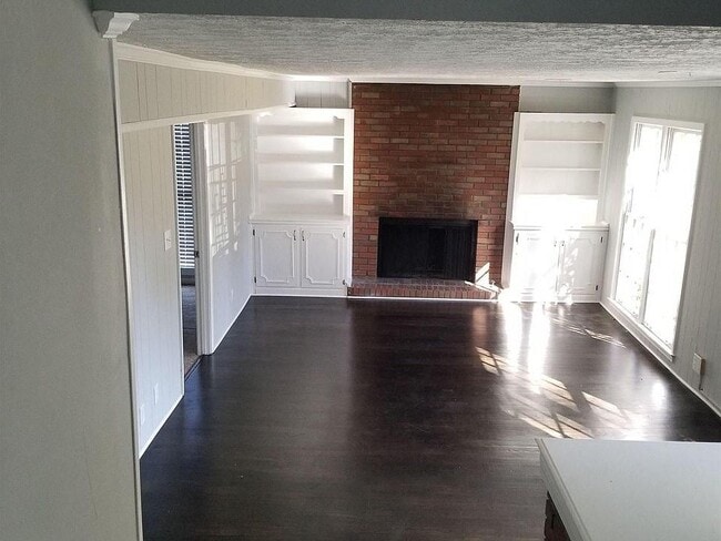 Foto del edificio - 4077 Linda Ln SW