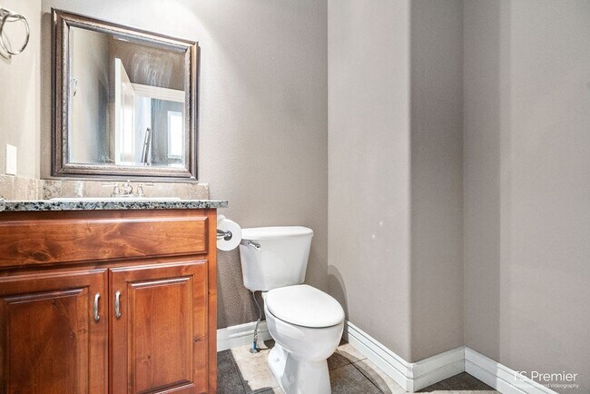 Foto del edificio - 2 Bedroom Duplex in East Fayetteville