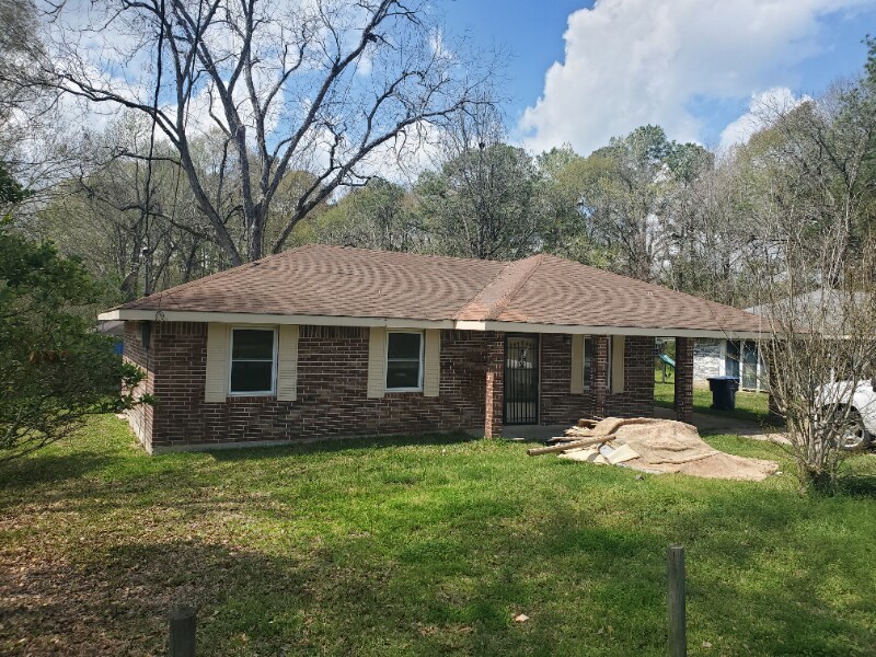 1105 Simpson St, Leesville, LA 71446 House Rental in Leesville, LA
