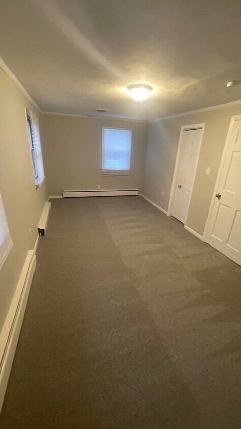 Building Photo - NOW AVAILABLE! - 2490 E 200 South, Anderso...