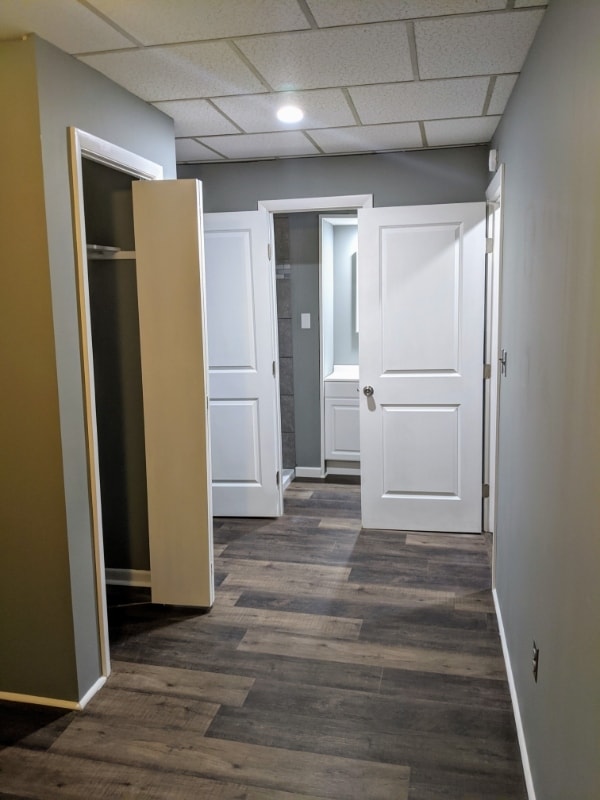 Building Photo - 700 Lincoln St