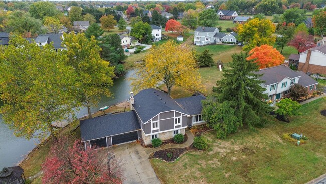 Foto del edificio - AVAILABLE NOW! Waterfront Living in Carmel!