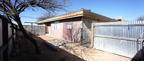 Building Photo - 210 E Valeska Rd