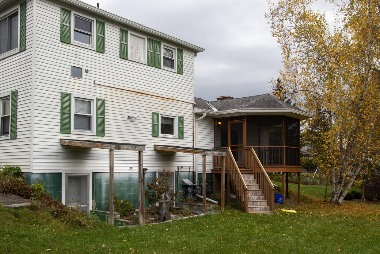 251 Staniford Rd, Burlington, VT 05408 Townhome Rentals in Burlington