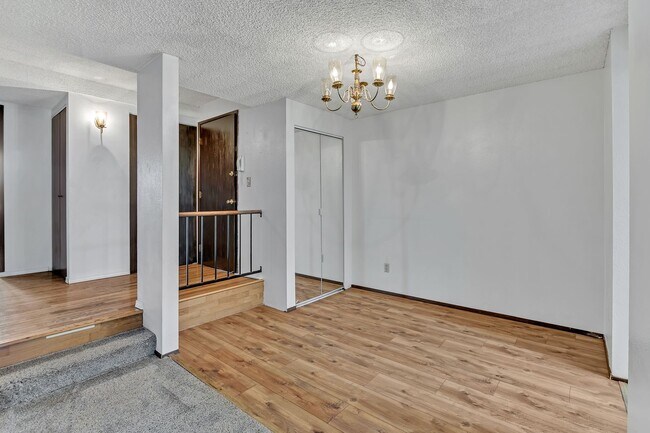 Foto del edificio - Cozy 2 Bedroom Condo in Lakewood!