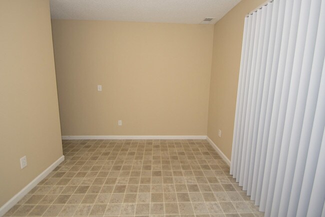 Building Photo - Fantasic Home in the Gatewood Community