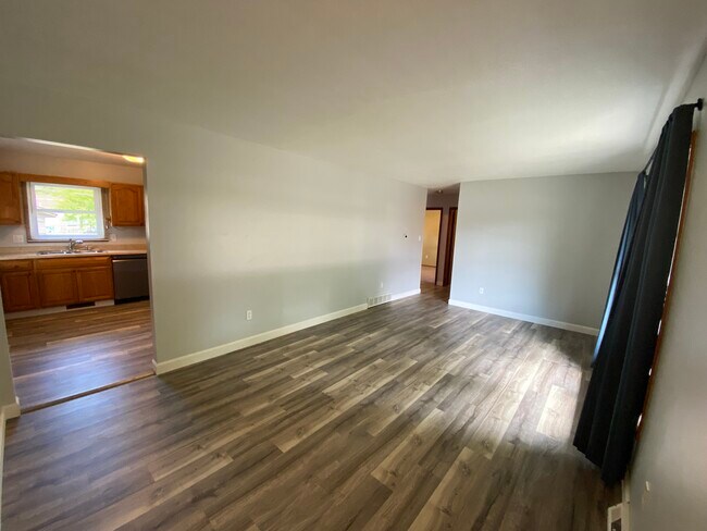 Living Room - 306 NE 7th St