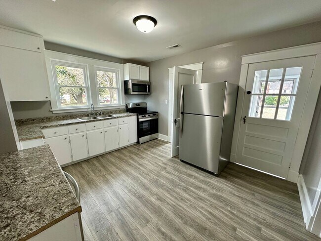 Foto del edificio - 3 Bedroom 2 Bathroom Home Located in Kenbridge, VA