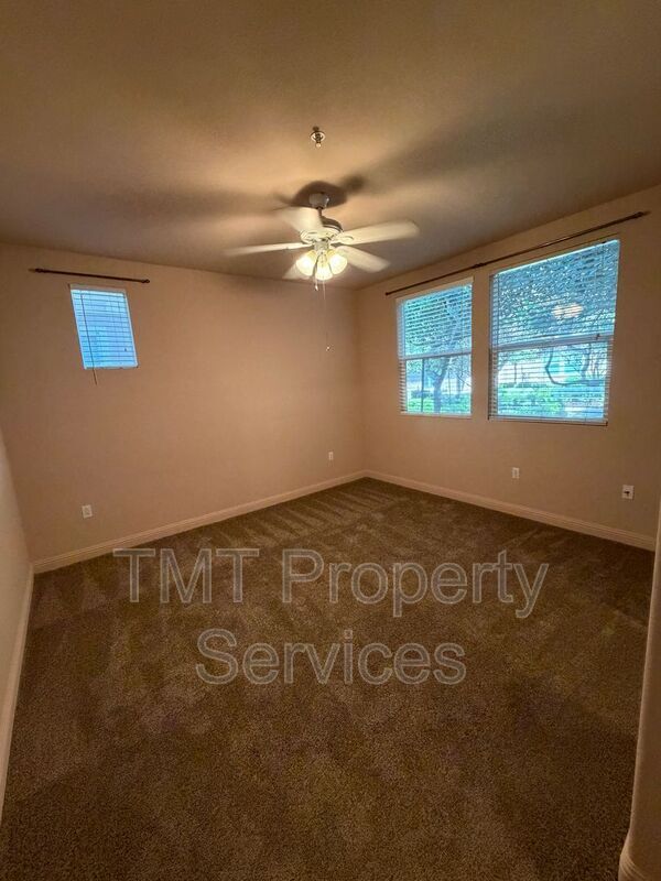 Foto del edificio - 4800 Westlake Pkwy
